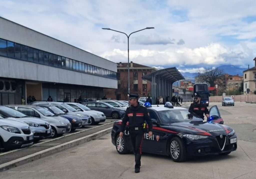 Frosinone, rapina al kebab di Via Don Minzoni: 28enne marocchino denunciato dai Carabinieri