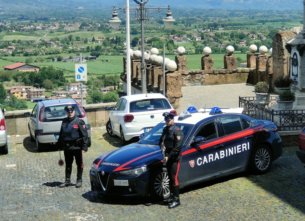 Colleferro, controlli straordinari dei Carabinieri: due persone denunciate per patente falsa e guida in stato di ebbrezza