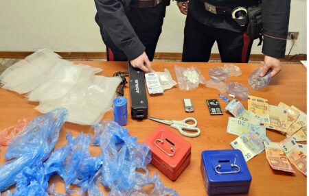 Fiuggi, arrestato spacciatore 39enne: sequestrati 30 grammi di cocaina e 500 euro