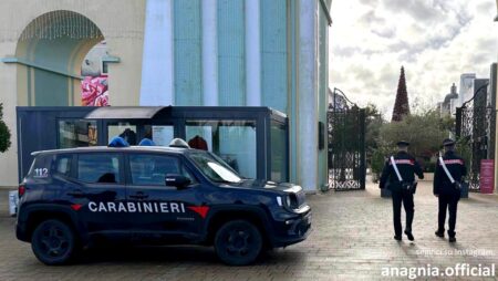Furto di abbigliamento all’Outlet di Valmontone: due donne arrestate dai Carabinieri