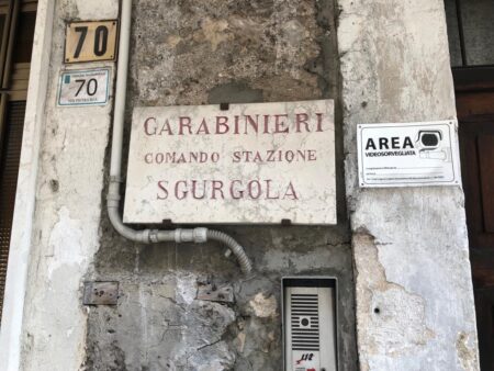 Pasqua di paura a Sgurgola: arrestato 35enne che terrorizzava i genitori per ottenere soldi per la droga