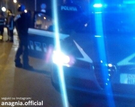 Paura sull’autobus Napoli-Roma, con fermata a Frosinone: passeggero sequestra le chiavi e blocca il viaggio per due ore