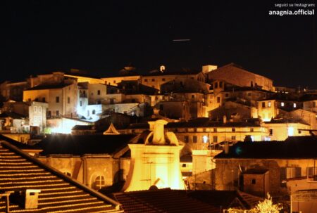 Anagni: la X edizione di “Presepi in erba – Premio Donatella Gismondi illumina il centro storico con 22 opere natalizie
