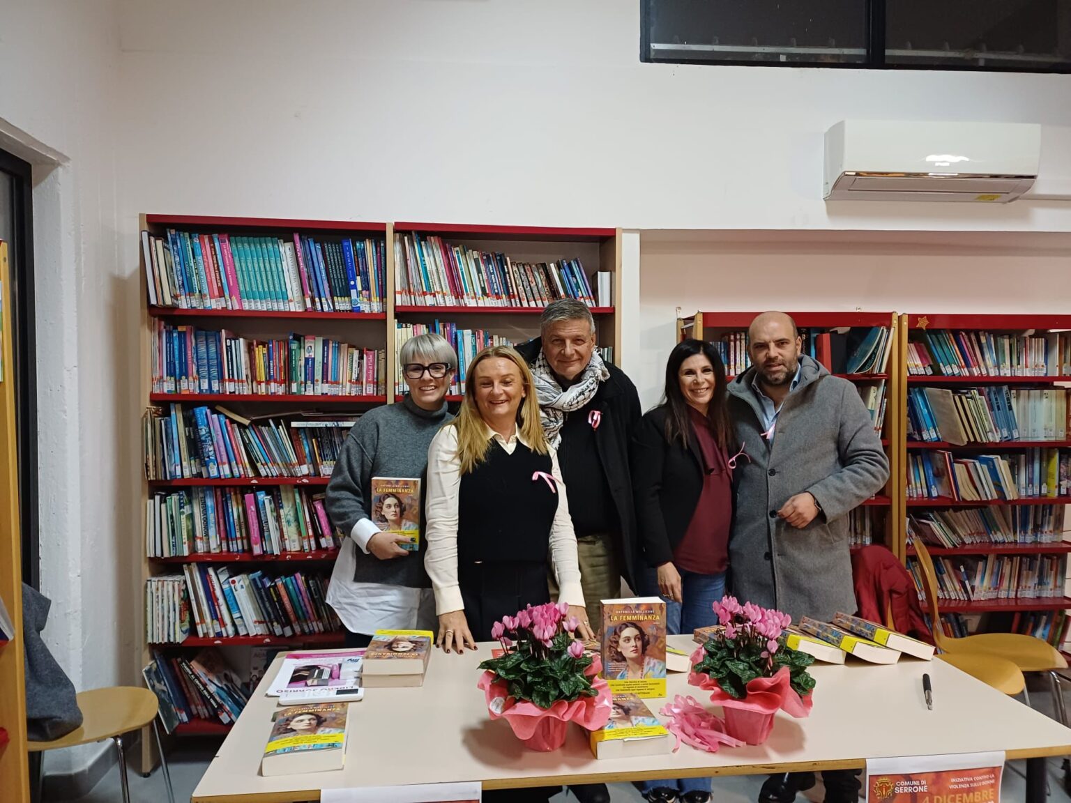 “La Femminanza” di Antonella Mollicone presentata a Serrone: un manifesto contro la violenza di genere
