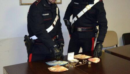 Truffa del finto nipote a Segni: due arresti dopo un inseguimento verso il casello A1 di Anagni