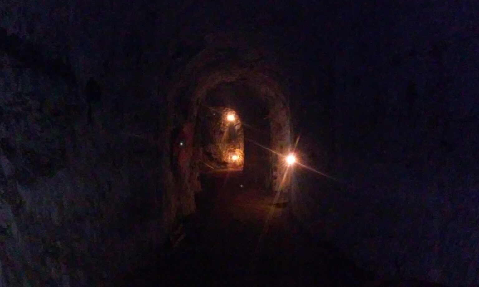 Colleferro, il Presepe Vivente più profondo d’Italia: la Natività a 45 metri sotto terra nei rifugi antiaerei