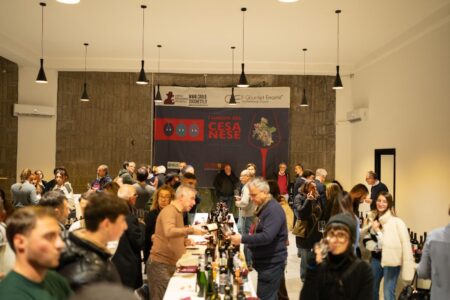 Serrone celebra il Cesanese: presentata la guida 2025-2026 “I Luoghi del Cesanese”