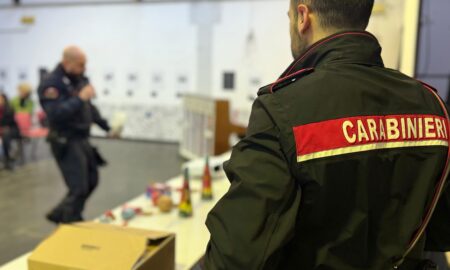 Roma e provincia, Carabinieri in azione per le feste: sequestrati 140 kg di fuochi illegali e tre denunciati