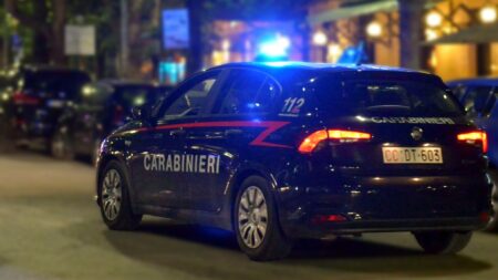 Notte di inseguimenti tra Roma e la via Pontina: ladri acrobati e speronamenti, tre arresti dei Carabinieri