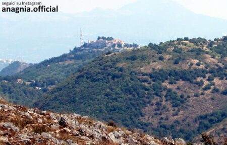 Fumone si prepara all’estate: al via il 4 luglio con le Cantine Riaperte