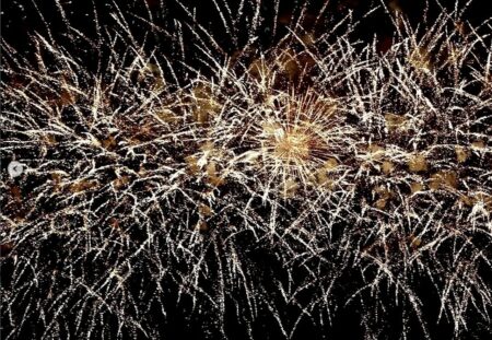 Capodanno 2026 senza incidenti: notte tranquilla a Frosinone e in provincia