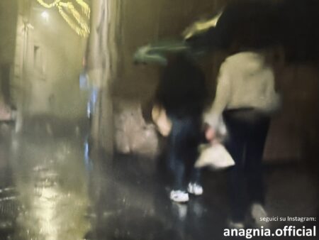 Allerta meteo arancione nel Lazio: Epifania sotto la pioggia, chiusi parchi e ville a Roma e nel resto della regione