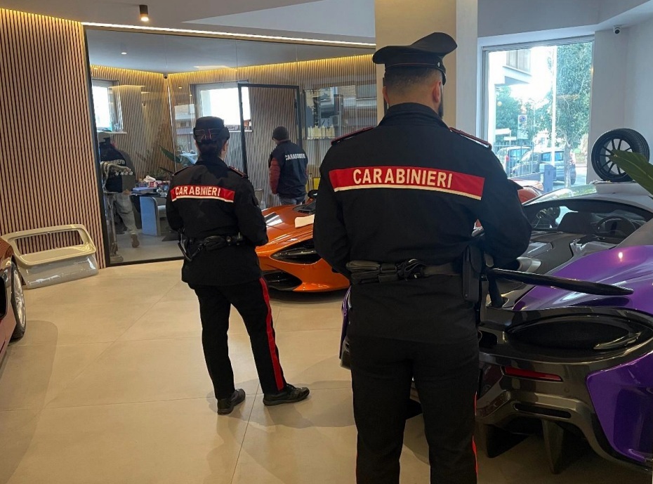 Sotto la scocca del lusso il denaro sporco: maxisquestro da nove milioni tra Latina e Roma