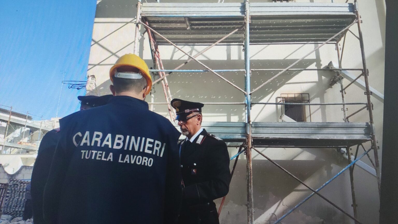 Blitz nel settore dell’edilizia a San Giorgio a Liri: i Carabinieri fermano il lavoro nero e l’illegalità nei cantieri