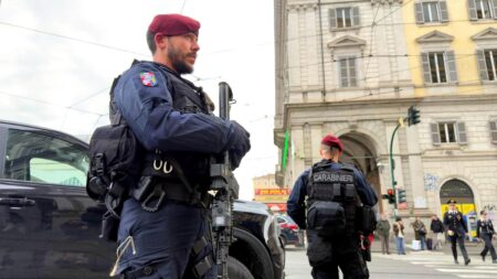 Maxi controllo a Roma Termini: Carabinieri e Guardia di Finanza in azione contro microcriminalità e degrado