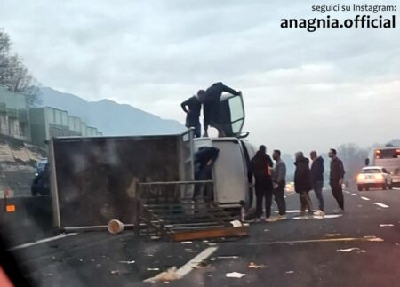 Grave incidente tra Ceprano e Frosinone, traffico in tilt verso Roma