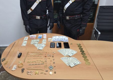 Truffa agli anziani, colpo da 150mila euro sventato dai Carabinieri a Roma