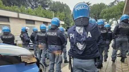 Scontri A1 Frosinone-Ceprano: 54 ultras denunciati, scatta il divieto trasferte per Lazio e Napoli