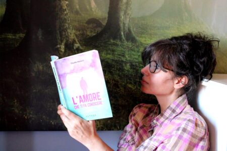 “L’amore che ti fa conoscere” di Claudia Maniccia: un viaggio alla ricerca dell’autentico io