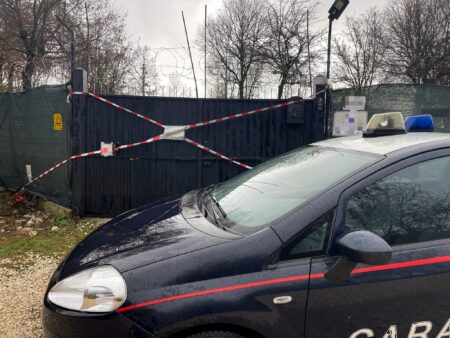 Scoppio in una fabbrica di fuochi d’artificio, due feriti