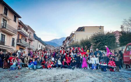 Supino celebra il Carnevale a Sorpresa 2026: dieci anni di festa e condivisione con All Together Now