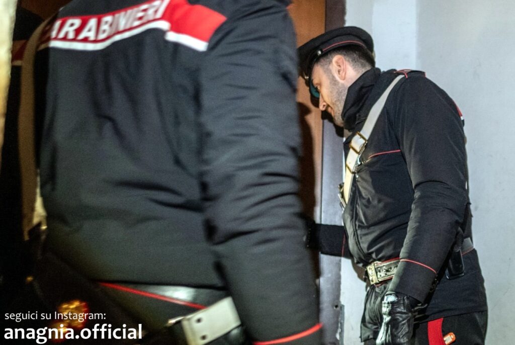Grottaferrata, blitz dei Carabinieri: arrestati due ladri in fuga dopo il furto in casa di un’anziana