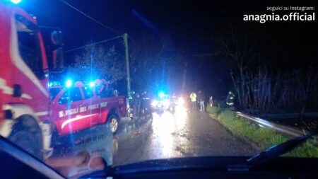 Anagni, fango e detriti invadono via Vicinale Famelica: auto bloccate e famiglie isolate