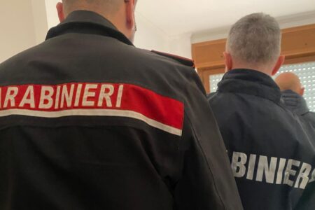 Anziani raggirati e fondi sottratti per 500mila euro: otto arresti tra Castelli Romani e litorale laziale