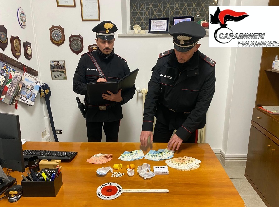 San Giovanni Incarico, arrestato giovane per spaccio: sequestrati crack, cocaina e 2.500 euro