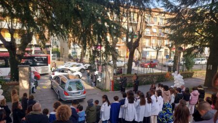 Anagni, l’ultimo saluto alla maestra Paola Russo: “sarai sempre in un luogo chiamato cuore”