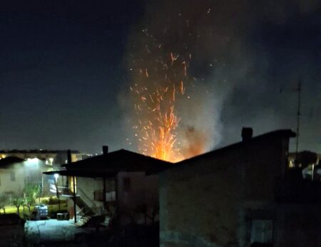 Ferentino, incendio nella notte in via Vasciotte: ipotesi dolosa legata alla droga, un arresto