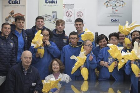 Frosinone Calcio porta sorrisi di Pasqua ai bambini del reparto pediatrico e alla Cooperativa Azzurra