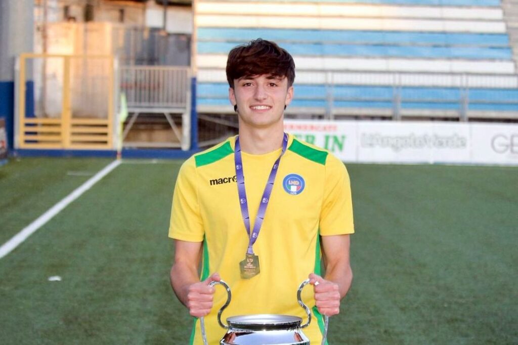 Lorenzo Lapiccirella campione d’Italia Under 19 con il Lazio