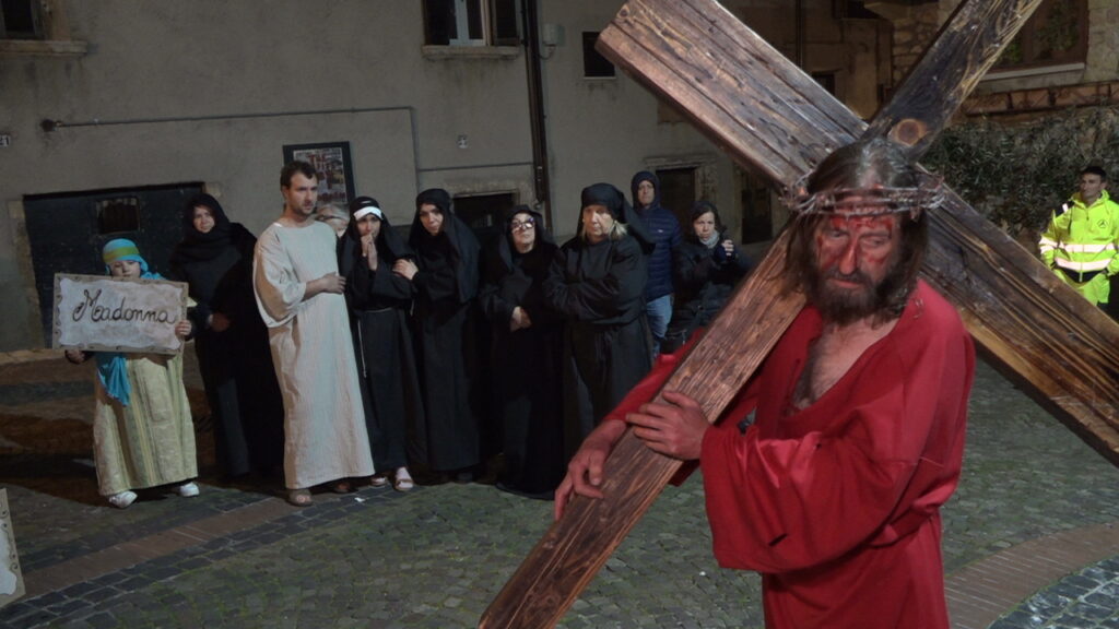 Vico nel Lazio, emozione e Fede nella rievocazione della Passione di Cristo 2026: oltre mille spettatori