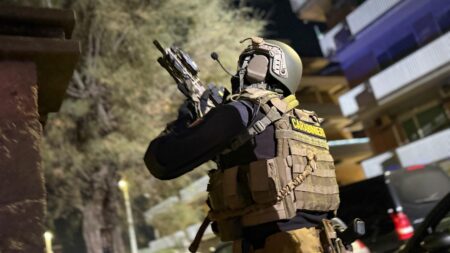 Mafia a Roma, sequestro da un milione: orologi di lusso, auto e conti correnti nascosti nelle cassette di sicurezza