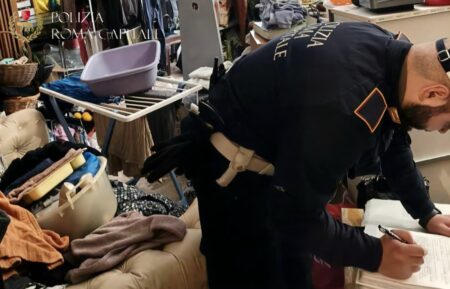 Neonato salvato dalla Polizia Locale di Roma Capitale: arrestato il compagno della madre