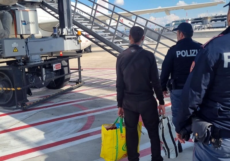 Espulsioni e rimpatri, doppio intervento della Polizia di Stato in provincia di Frosinone