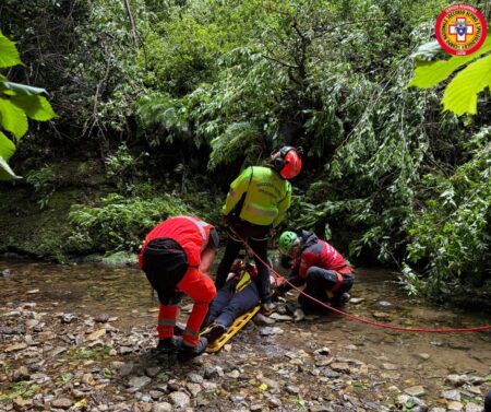 Due escursioniste ferite nelle gole del Biedano: doppio intervento del Soccorso Alpino lungo il Cammino dei Tre Villaggi