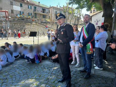 A Serrone il “Muro della Legalità” si arricchisce di una nuova tela: omaggio a Rosario Livatino