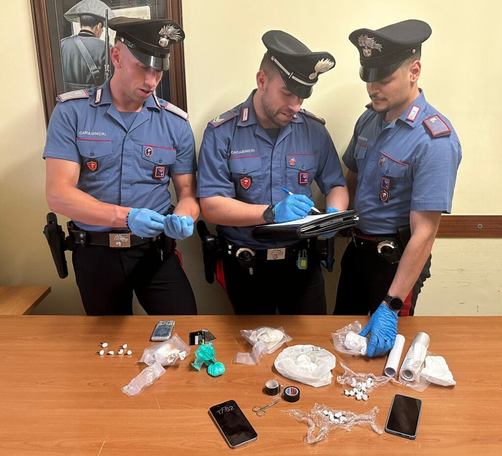 Spaccio di cocaina tra Fiuggi e Subiaco: arrestati un 29enne e un 58enne dai Carabinieri