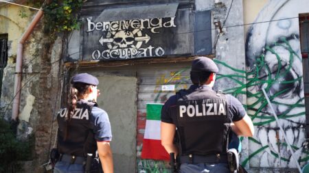 Attentato all’Alta Velocità Roma-Firenze: sette misure cautelari e sgombero dello stabile Bencivenga