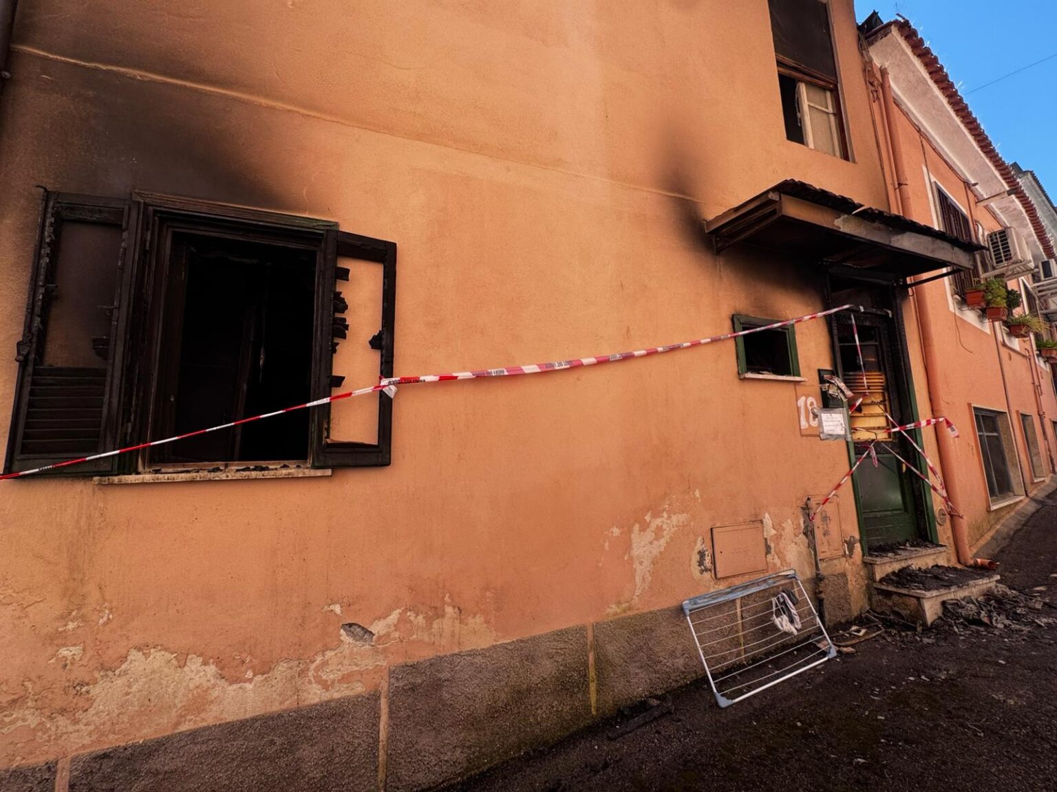 Frosinone. Incendio nella notte in via Angelo Barletta, appartamento inagibile