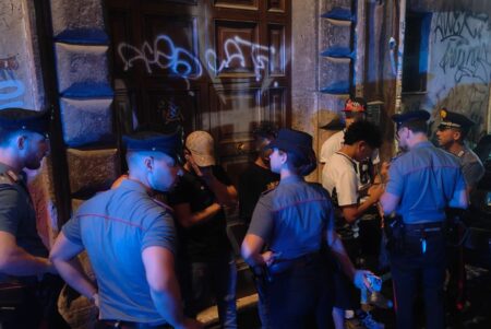 Roma, weekend di controlli serrati: arresti per spaccio, truffe agli anziani e rapine ai turisti