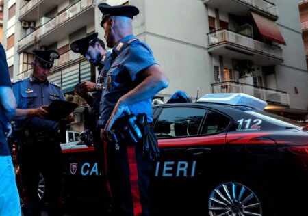 Finto maresciallo tenta la truffa dei gioielli, un anziano salvato dal figlio