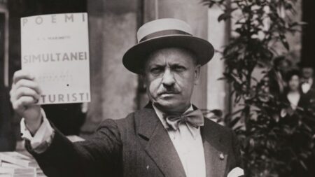 Fiuggi omaggia Marinetti nel 150° anniversario della nascita: a Piazza Spada l’intervista-spettacolo che racconta il padre del Futurismo