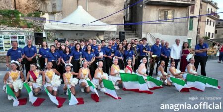 Trivigliano in festa per i 115 anni della banda: una serata di musica, ricordi e forti emozioni in Piazza Vittoria