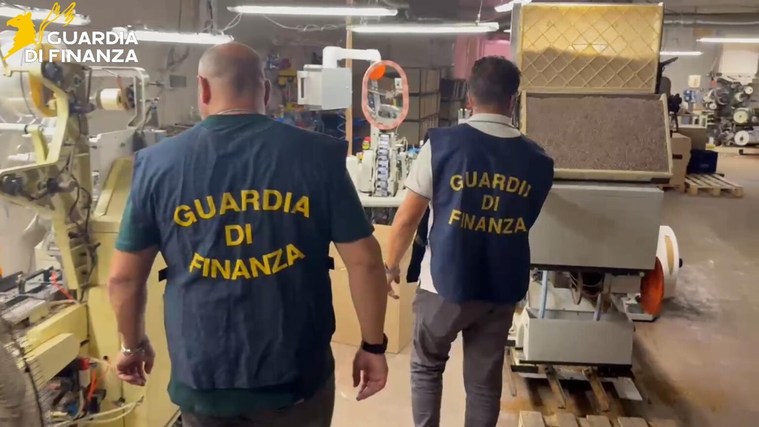 Sigarette di contrabbando dal Nord al Sud Italia: maxi sequestro tra Pavia e Cremona, un arresto