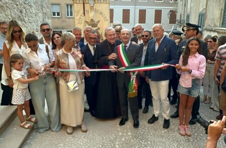 Frosinone, il Campanile della Cattedrale torna a splendere: consegnato alla città dopo il restauro PNRR