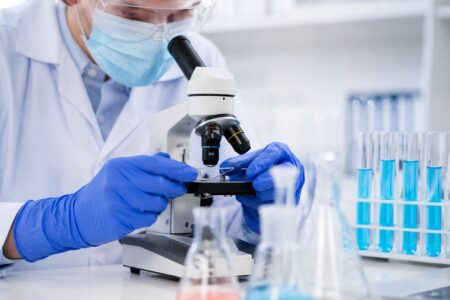 Il Lazio punta sulla ricerca clinica: firmato il protocollo tra Regione, Farmindustria e Unindustria