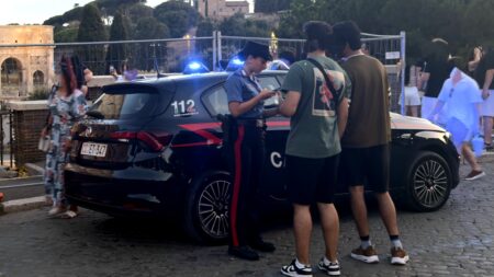 Rapine a Roma, blitz dei Carabinieri nel centro storico: quattro arresti e due fermi